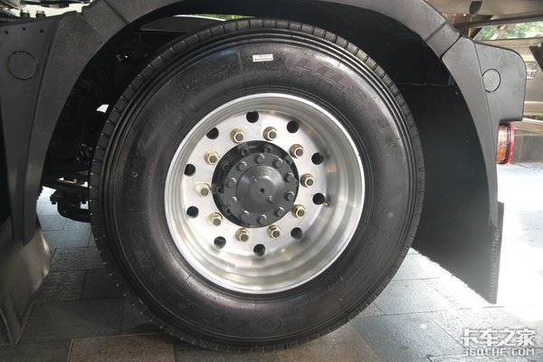 关于卡车轮胎的胎压，你知道多少？