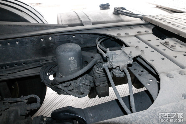 ��ֻ�Ǽ�ʻ����ŷ��&nbsp;����X6000�г�����