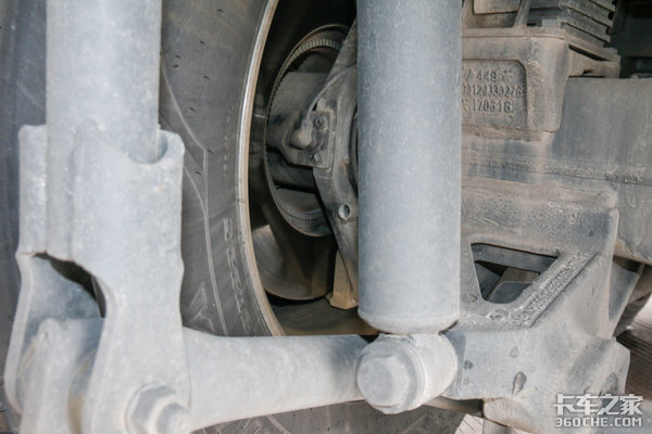 ��ֻ�Ǽ�ʻ����ŷ��&nbsp;����X6000�г�����