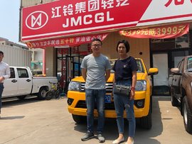 现场交车  无锡骐铃T100皮卡交付客户