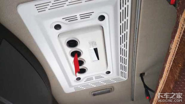 ���˵�ͷ����̳����ϲ�в���˼�ڿյ�