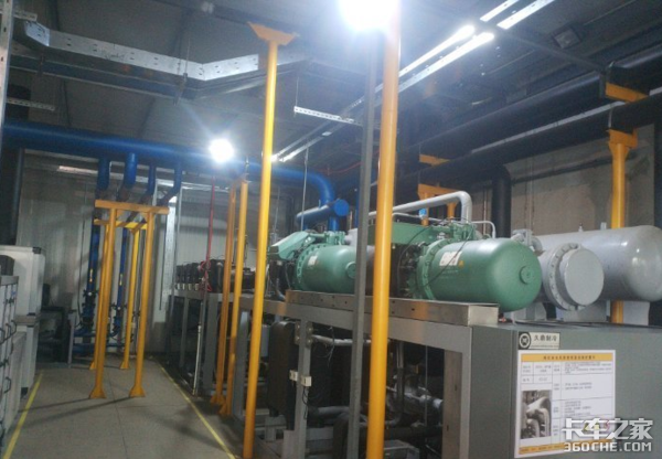 ���˵�ͷ����̳����ϲ�в���˼�ڿյ�