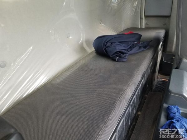 ���Ի���ʻԱ���칤�h�L8X4��ж��զ��?