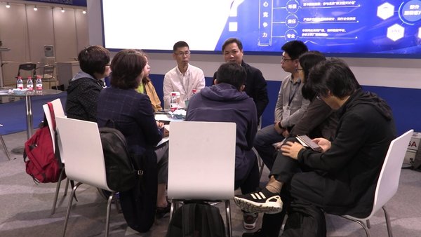 ��Ϊ��Ϣ���೵չ&nbsp;��������Ʒ¡�صǳ�