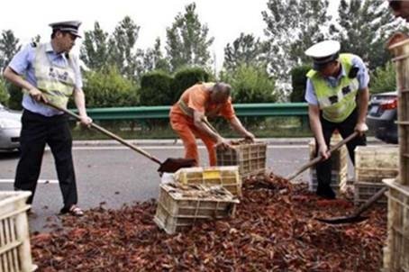 ���ش�������ٲ෭���Ի���Ҫ����ˮ��