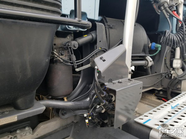 �Ի���ʻԱ���ֶ��ֿ�����������ô����