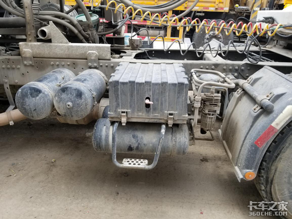 LNG半挂搅拌车配潍柴机,动力够用吗?