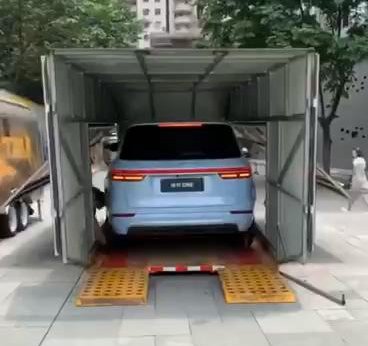 清障车还带货箱？这车看上去挺高级的