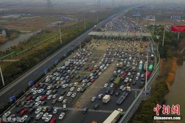 卡车晚报：交通部回应货车通行集中改为按轴收费；奥铃速运国六车发布