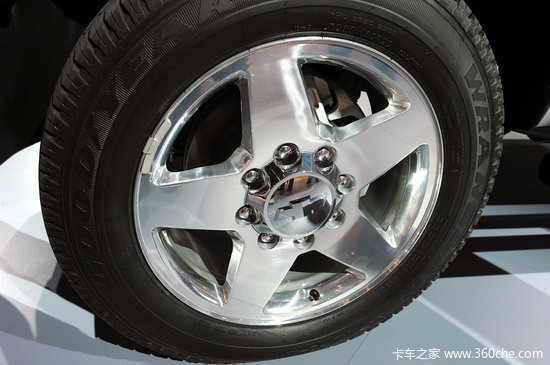 ֥�Ӹ糵չ&nbsp;2011ѩ����Silveradoʵ��