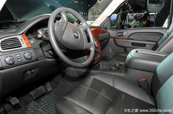 ֥�Ӹ糵չ&nbsp;2011ѩ����Silveradoʵ��