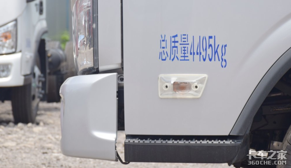 货车将按轴数收通行费，你的车是哪一类