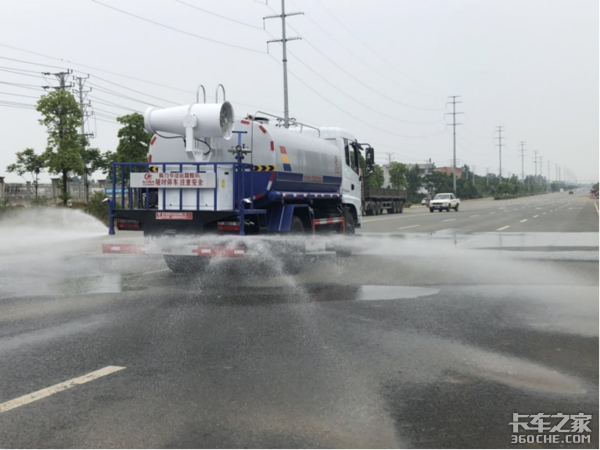 晴天里的“降水神器” 圖解程力霧炮車