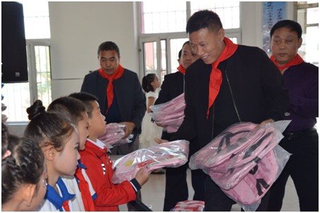 ����ذ���ͯ�����&nbsp;�߽�̨��������У