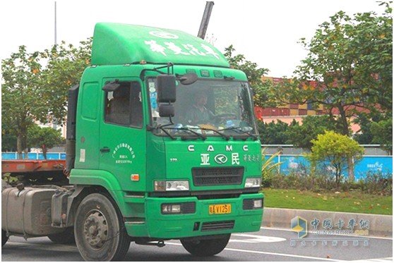 ��ռ�г�&nbsp;���������Ĵ��е㲻һ����