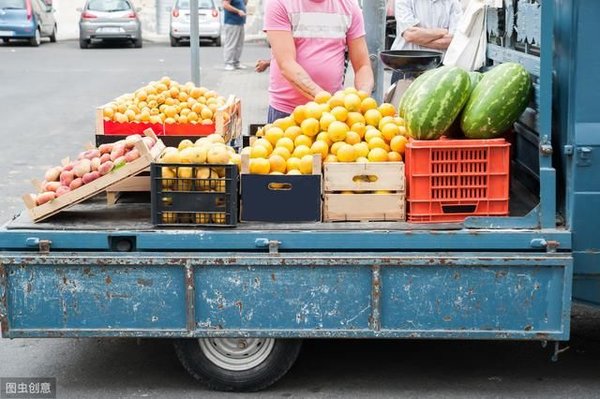 �����շ��г������½�&nbsp;�߲�ˮ�����ǣ�