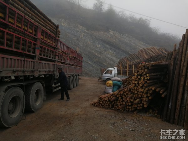 老王与小王的办证经历：小心黑驾校掏空你钱包！