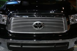 2009芝加哥车展:丰田发布2010款Tundra
