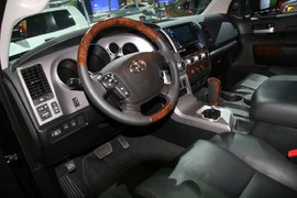 2009芝加哥车展:丰田发布2010款Tundra