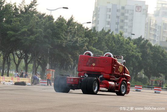 Ư��˦β��������&nbsp;�����鼤�������ֳ�