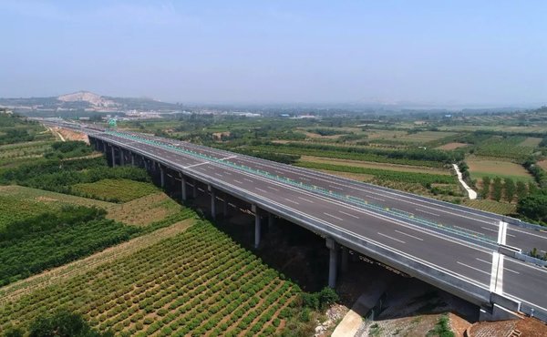 据了解,泰东高速公路全长75公里,总投资91.