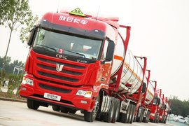 危险品运输责任重大 车辆特殊配置限速80 为什么他信任中集联合卡车