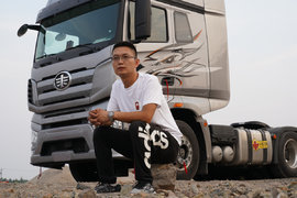 千里奔袭只为它 卡友西北王转行冷链 购置百万豪车只为更安全！