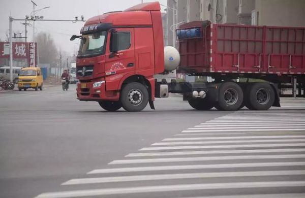 ������ҵ���˷ѳɷ�&nbsp;ǷǮ�Ļ���������