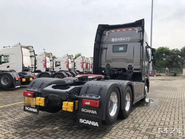 斯堪尼亚R450蝙蝠侠涂装 尽显卡车情怀