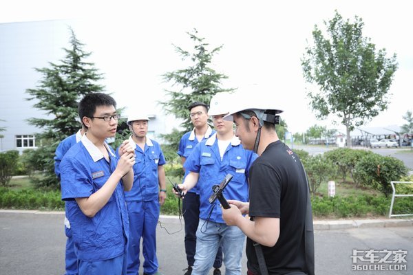 不光能看还能试驾，卡友组团游青汽工厂