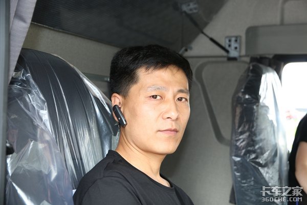 不光能看还能试驾，卡友组团游青汽工厂