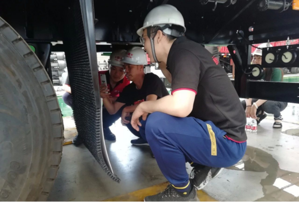 不知道大家有没有发现:跑青藏线的老司机 总能买到好挂车