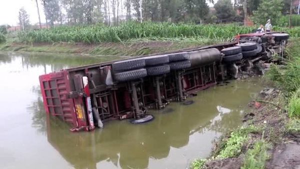 ˾��ƣ�ͼ�ʻ&nbsp;����һ���������������