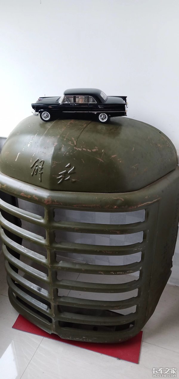 豪华卡车见多了，却始终忘不了这台最有情怀的“雷锋车”