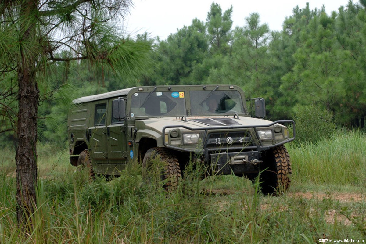 国之重器看看平时难得一见的东风猛士图片列表
