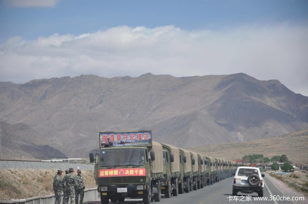 致敬每一位军队卡车人：你们辛苦了！