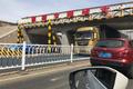 交通部：限高杆标准 净高不得低于4.5米