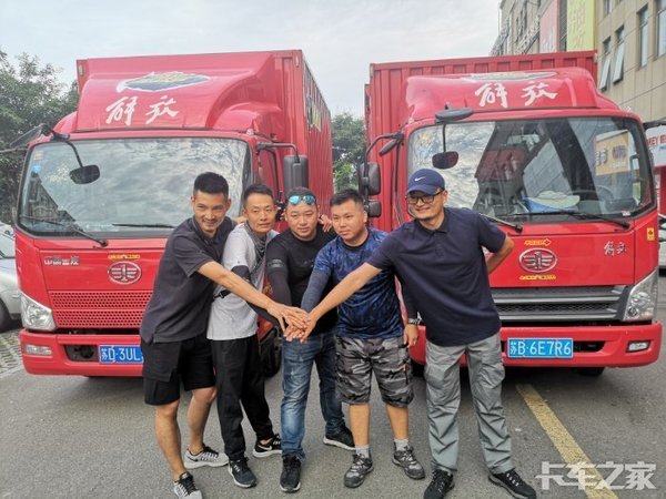 圆梦五剑客仗义走天涯 探寻不一样的卡友精神