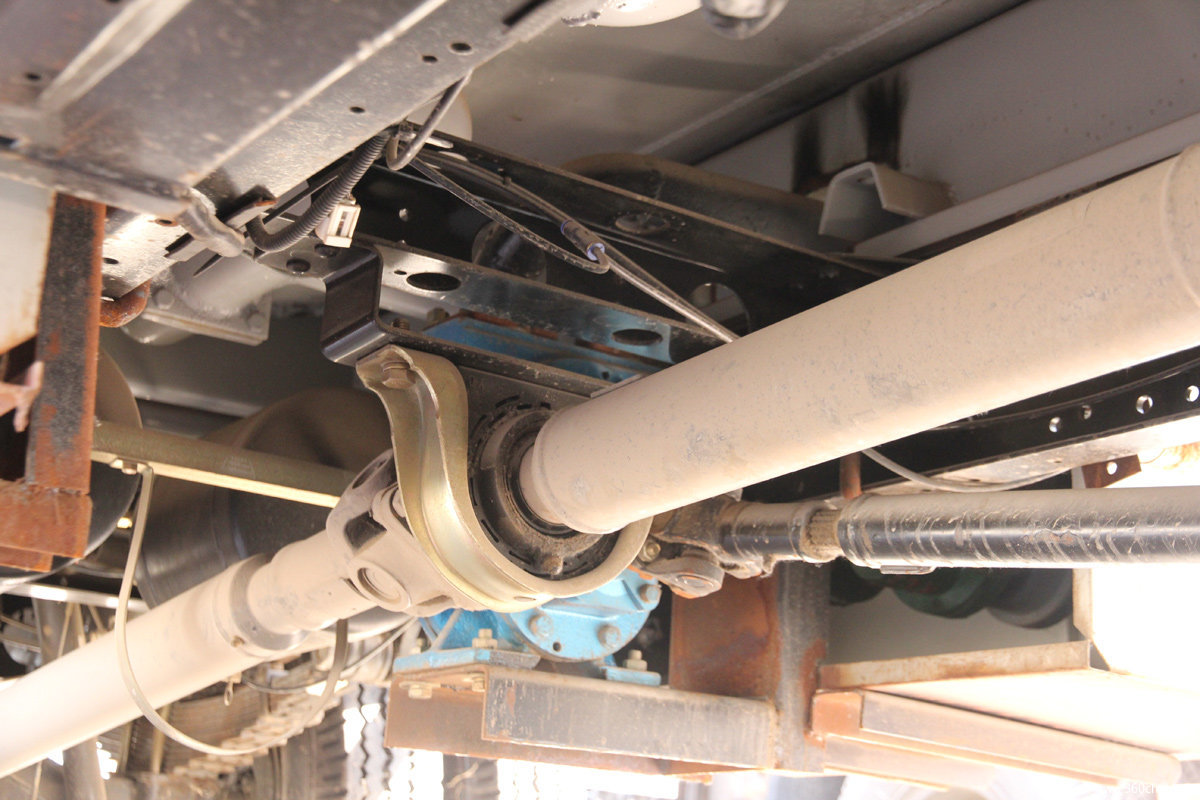 拒绝隐患传动轴支撑角板强度不能太软图片列表