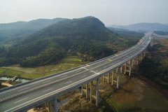 ���ٹ�·�Ĵ󡰿ӡ� �������ֲ�������