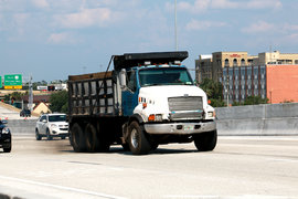 丑闻!美国卡车曾集体排放造假 8340万美元罚单后的治理方式让人深思