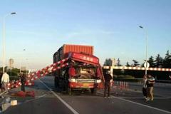 ��ͨ����Υ�����޸߸˽�������������