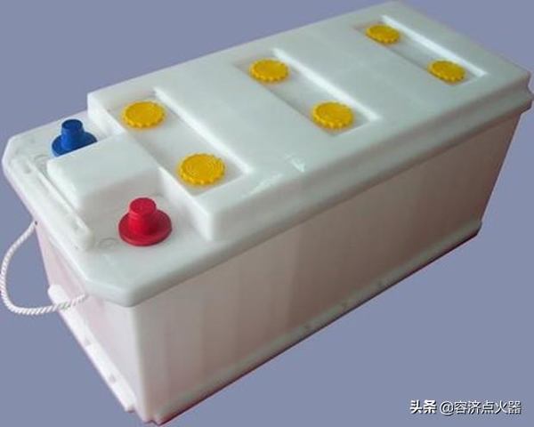 老司機(jī)帶你了解：貨車(chē)電瓶維護(hù)保養(yǎng)技巧