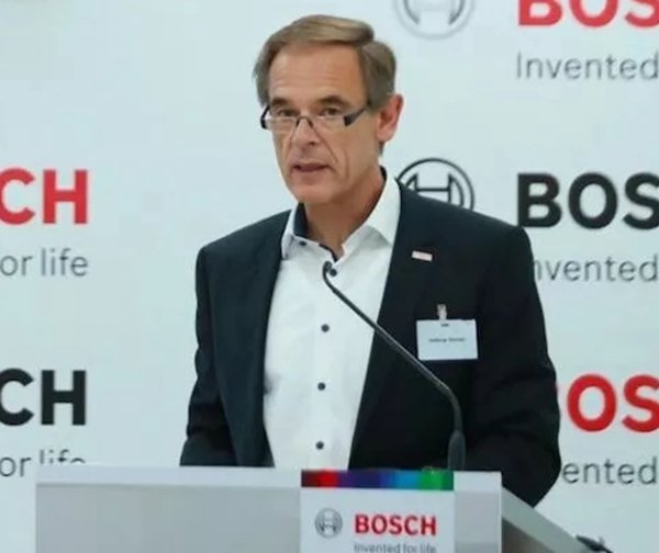 ����㲿����ͷ��Ա&nbsp;�г�������������