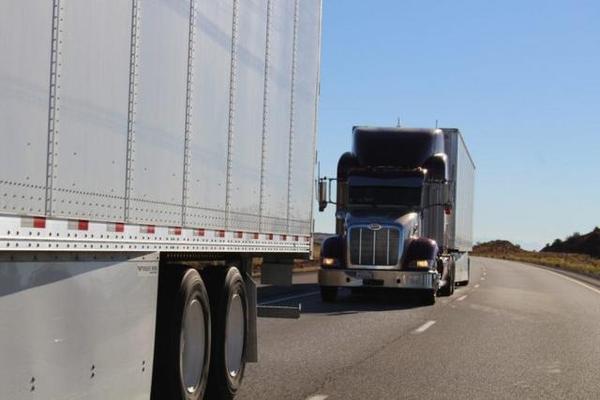 ����&nbsp;Peloton�Զ���Ч��ͬʱ����������