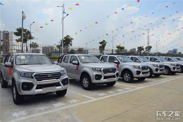 �������ڳ���Ƥ���翥7������ʢ������