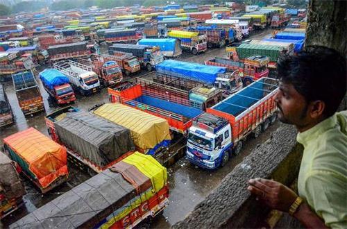 ���ڸ�����˰��&nbsp;�����̻�����ͣ���³�