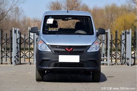 滨州五菱荣光V封闭货车现售3.7万元促销