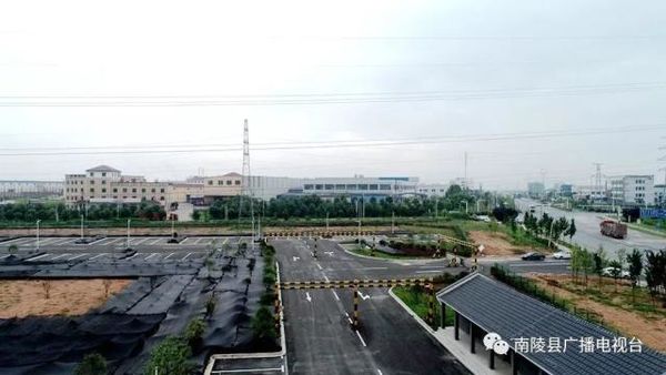 ���꣺�׸������ͣ��������ʽͶ��ʹ��