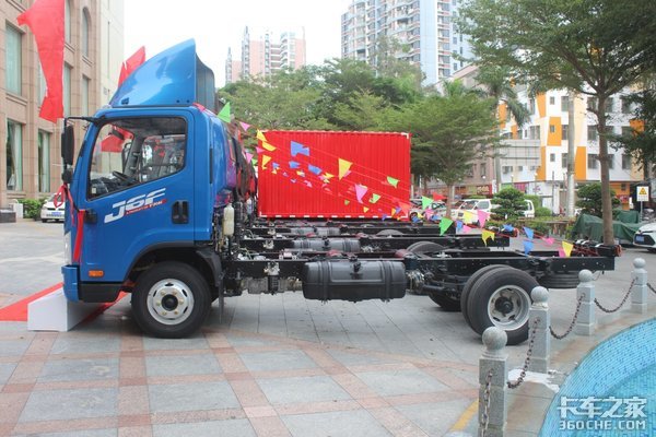 ����207̨&nbsp;���ڽ���Ῠ�ƽ��Բ����Ļ